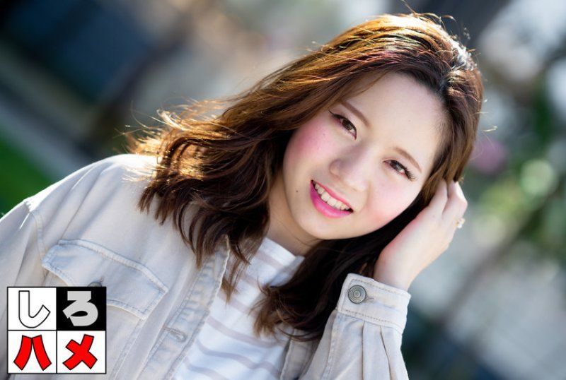 這位風靡的高挑美麗OL出演AV...展現E罩杯令人驚嘆的裸體，首次內射...淚流滿面(T_T)