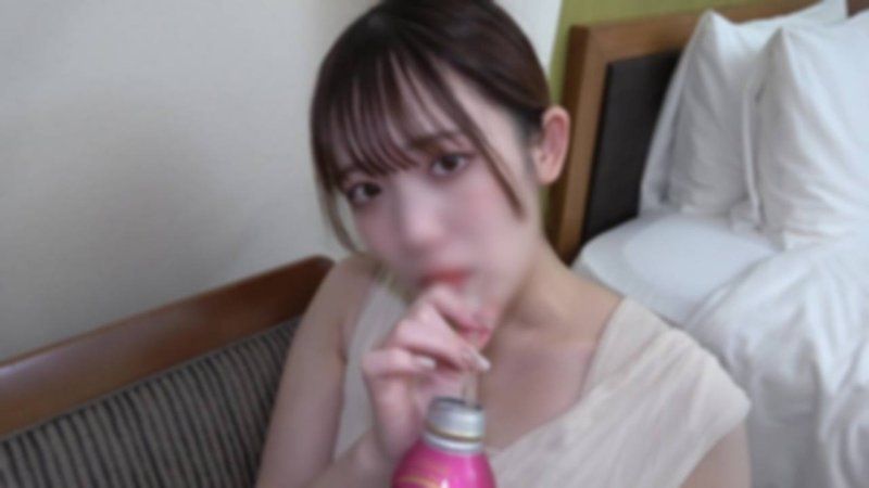 【初次拍攝／中出】和/妳在一起後，女人會改變。平常認真的國語老師亂了陣腳。突然進入的情色開關，你能忍受嗎？