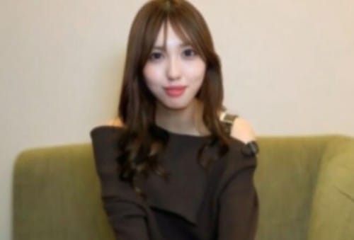 【無】長身スレンダー美脚美女！上品な佇まいなのにどの体位でも「イ、イグゥ～」と言いながら全身痙攣の超敏感ボディードスケベ！　ゴックン　中だし　※特典高画質