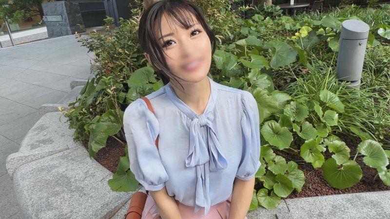 20代をアイドルとして過ごしたアラサー人妻！結婚後の穏やかな日々を捨てて刺激を求めてデカチン男と不倫中出しSEX！！