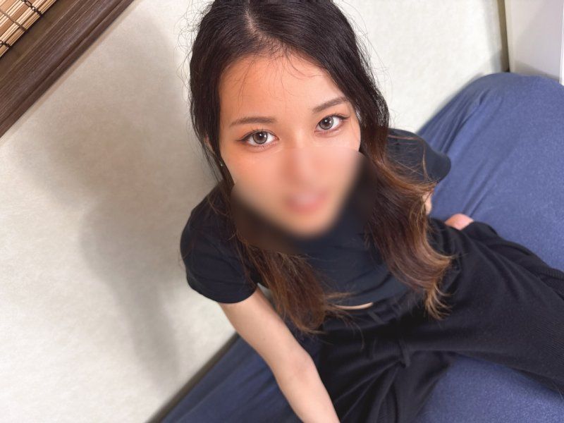 【完全素人&初撮り】超スレンダー美人♡超敏感体質で巨根チ○ポ挿入で悶絶。彼氏より気持ちいいヤバイの連呼…何度もイキまくりの中出しハメ！※特典有り※