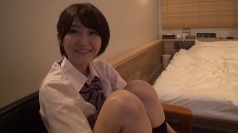 【個人拍攝・素人・制服・中出】因為無法忍受早洩男友，天使般的惡魔用電動按摩棒呻吟♡