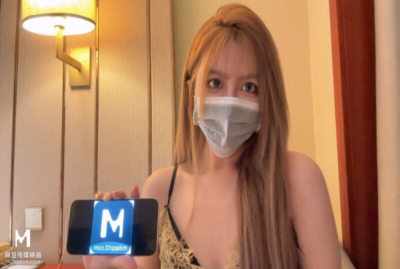 麻豆傳媒 顏值簡直妖孽勁爆椰乳魔鬼身材勾引外賣小哥