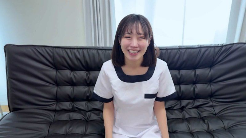 【完全無剪輯/真正6發連續】牙醫助理Yaya用自己的服裝連續吞下累積超過5天的精液