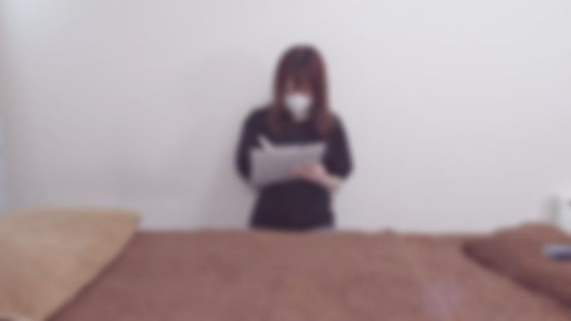 【無修正/無套中出】皮膚雪白可愛的JD又來了。這麼美麗的肌膚，而且比以前更瘦，害羞的感覺讓人興奮不已。