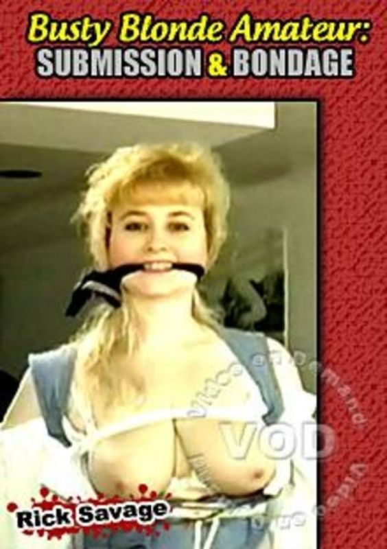 豐滿金髮業餘：屈服與束縛