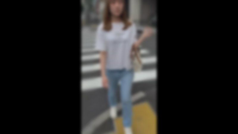 【個撮】ネイリストの若妻。強面の男にビビッてしまい、最後まで言いなりに。。。